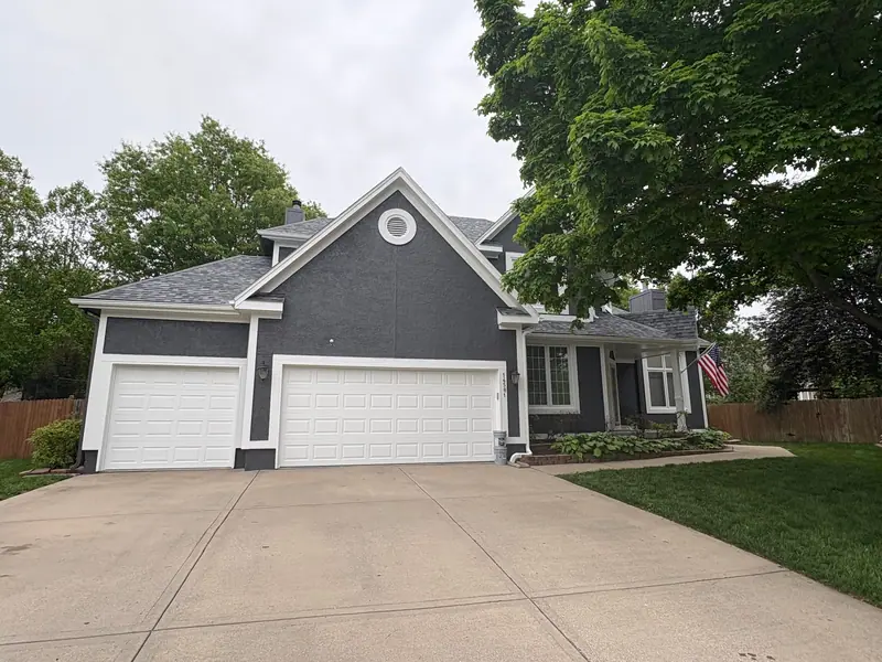 Recent Arrowhead Painting exterior project near Roeland Park