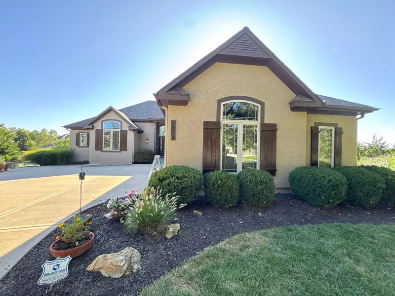 A Raymore-area home painted by Arrowhead Painting